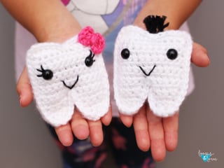crochet tooth fairy pouches