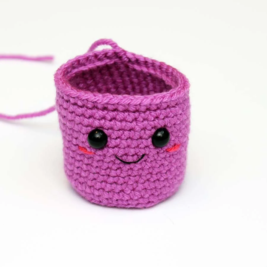 crochet cup with face