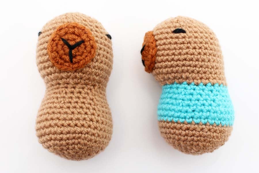 crochet capybara body and head finished